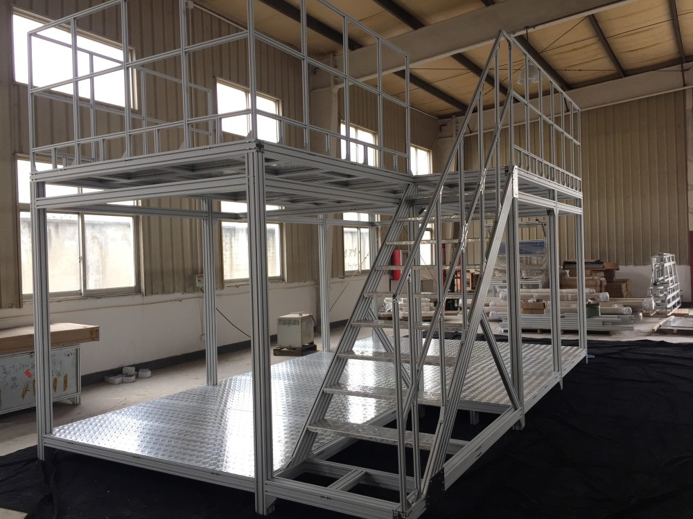 羞羞视频黄色网站汽车工厂车间踏步梯