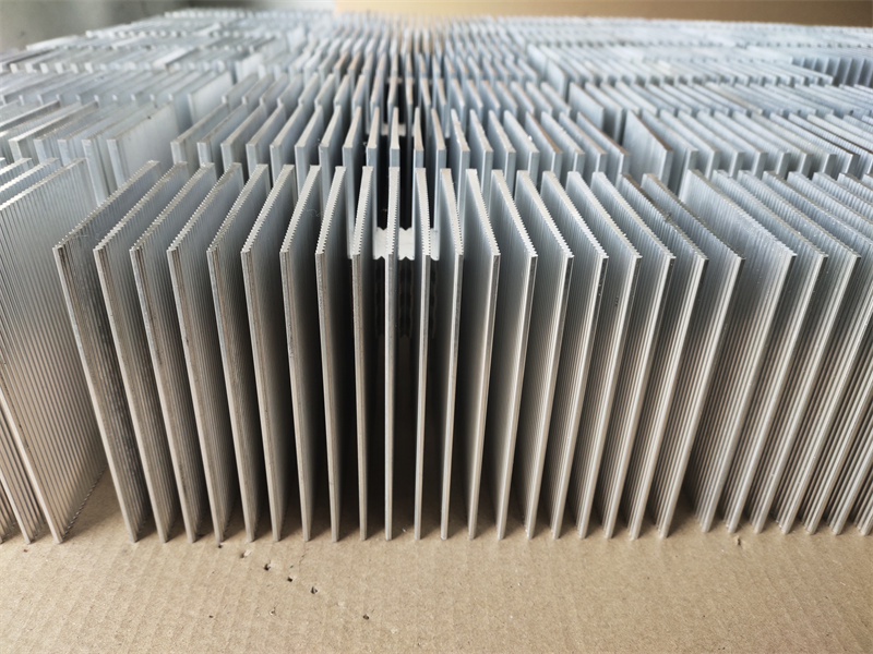 羞羞视频黄色网站电焊机散热器